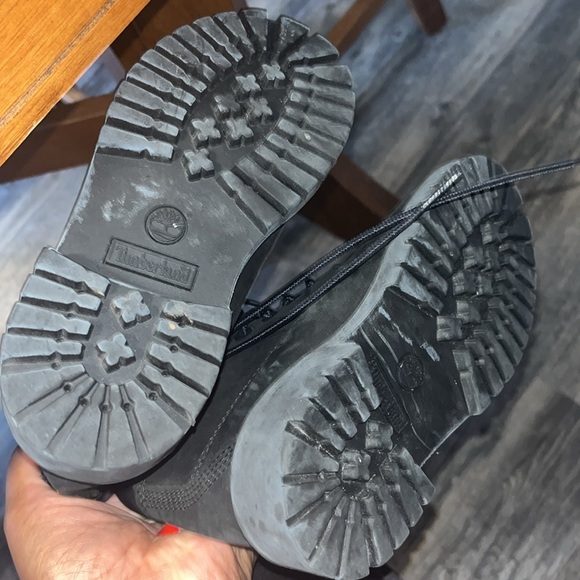 Black kids timberlands - Picture 3 of 3